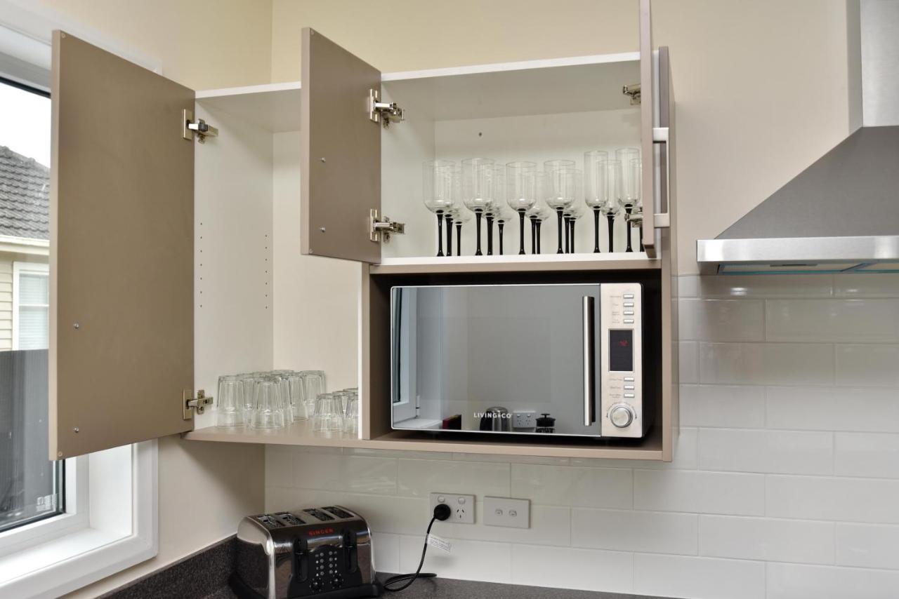 Weston Villa - Spacious & Family Friendly - Bookahome Christchurch Bagian luar foto